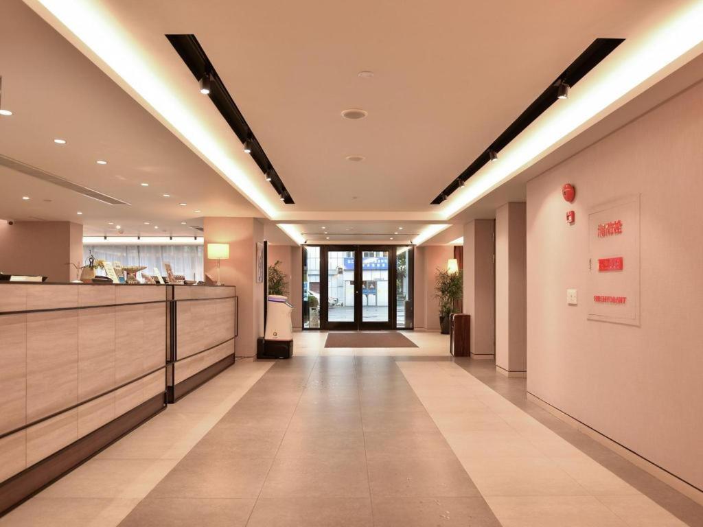 Home Inns Plus Shanghai Xujiahui Branch Buitenkant foto